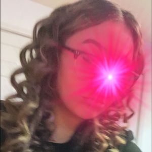 Meet your Posher, Daniela